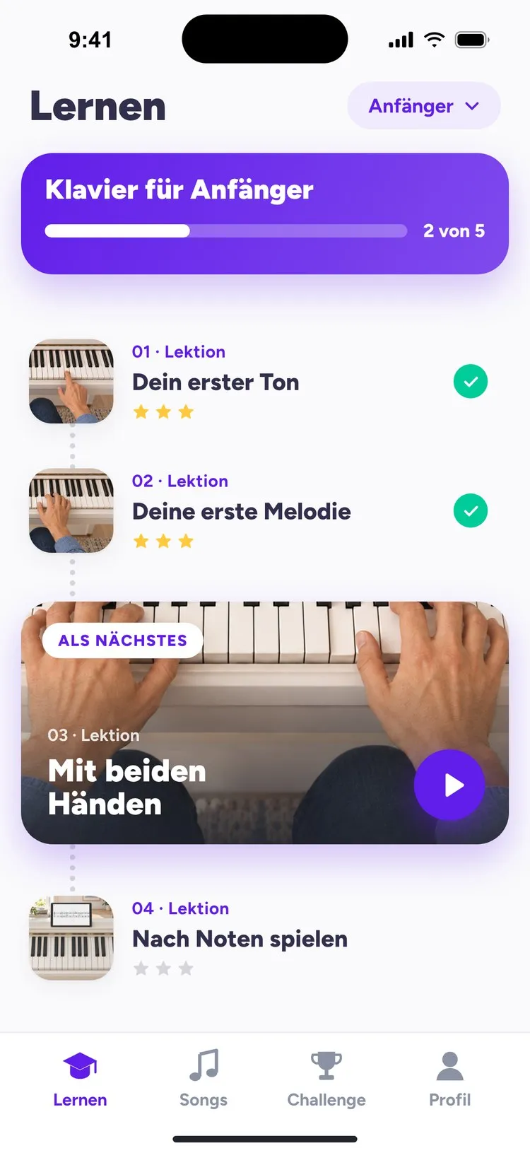Der Lernweg für Klavier in tonestro: erster Ton, erste Melodie, mit beiden Händen